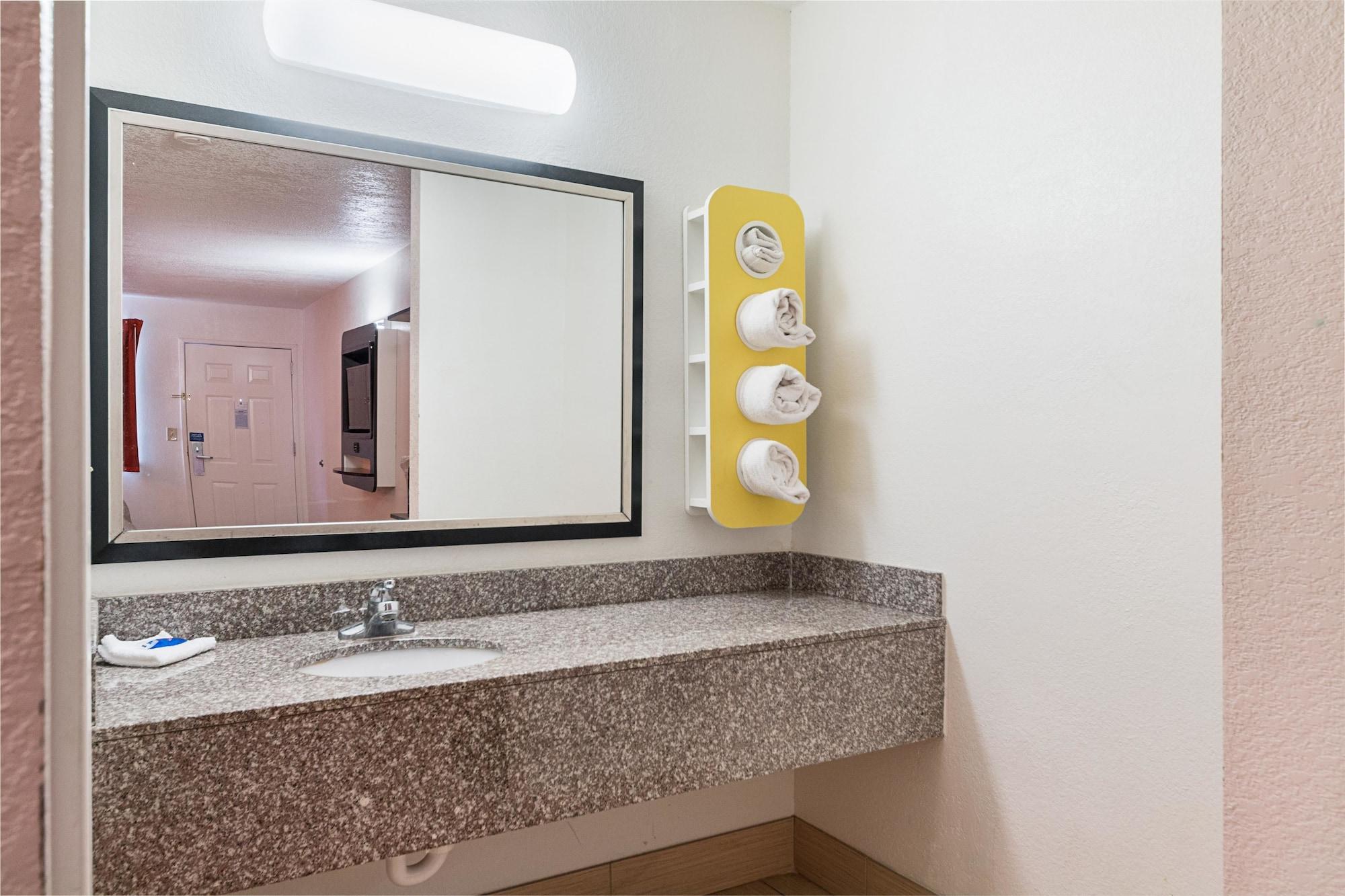 Motel 6-San Antonio, Tx - Fiesta Trails Extérieur photo