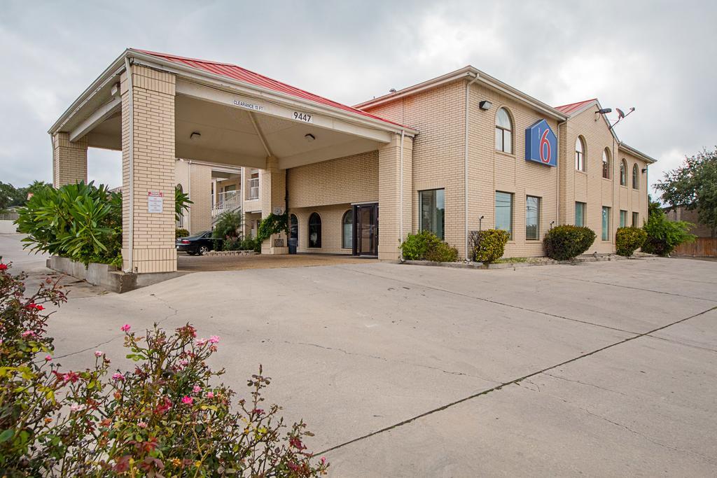 Motel 6-San Antonio, Tx - Fiesta Trails Extérieur photo