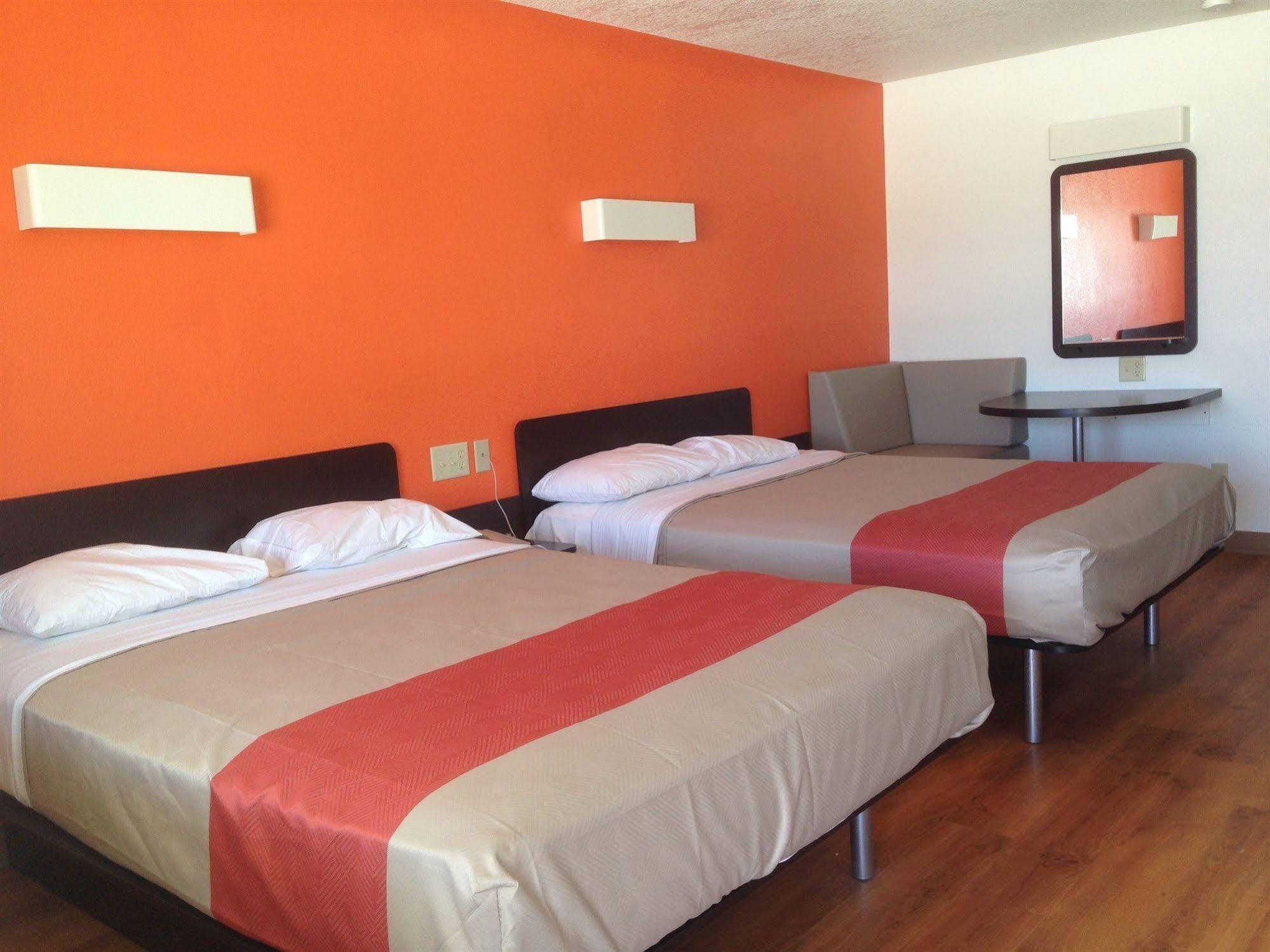 Motel 6-San Antonio, Tx - Fiesta Trails Extérieur photo