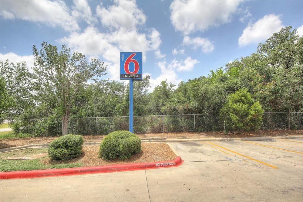 Motel 6-San Antonio, Tx - Fiesta Trails Extérieur photo